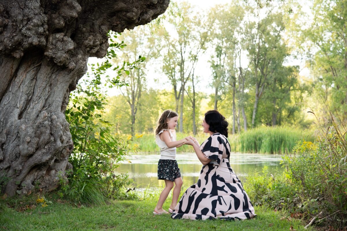 mother daughter photography under tree in metro detroit